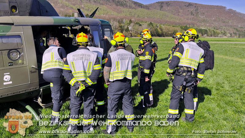 20250412_NÖ Waldbrand im Triestingtal Bzirk BADEN - Flugdienst Feuerwehr - Bundesheer und Polizei probt den Ernstfall 20250412_NÖ Waldbrand im Triestingtal Bzirk BADEN - Flugdienst Feuerwehr - Bundesheer und Polizei probt den Ernstfall