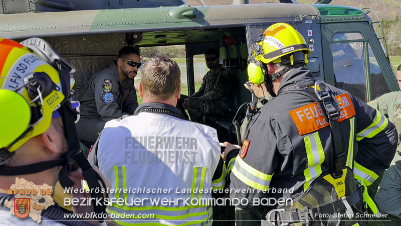 20250412_NÖ Waldbrand im Triestingtal Bzirk BADEN - Flugdienst Feuerwehr - Bundesheer und Polizei probt den Ernstfall 20250412_NÖ Waldbrand im Triestingtal Bzirk BADEN - Flugdienst Feuerwehr - Bundesheer und Polizei probt den Ernstfall