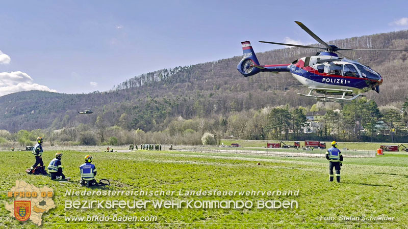 20250412_NÖ Waldbrand im Triestingtal Bzirk BADEN - Flugdienst Feuerwehr - Bundesheer und Polizei probt den Ernstfall 20250412_NÖ Waldbrand im Triestingtal Bzirk BADEN - Flugdienst Feuerwehr - Bundesheer und Polizei probt den Ernstfall