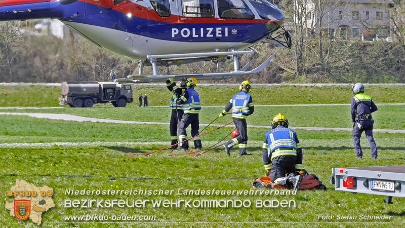 20250412_NÖ Waldbrand im Triestingtal Bzirk BADEN - Flugdienst Feuerwehr - Bundesheer und Polizei probt den Ernstfall 20250412_NÖ Waldbrand im Triestingtal Bzirk BADEN - Flugdienst Feuerwehr - Bundesheer und Polizei probt den Ernstfall