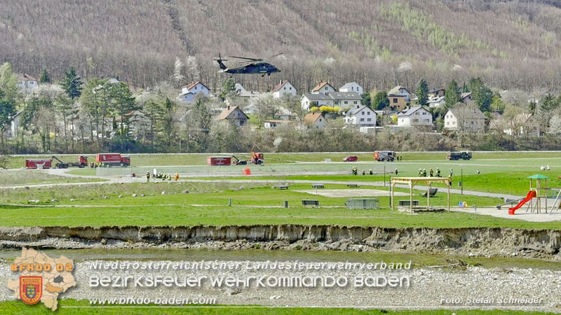20250412_NÖ Waldbrand im Triestingtal Bzirk BADEN - Flugdienst Feuerwehr - Bundesheer und Polizei probt den Ernstfall 20250412_NÖ Waldbrand im Triestingtal Bzirk BADEN - Flugdienst Feuerwehr - Bundesheer und Polizei probt den Ernstfall