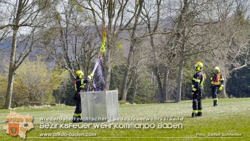 20250412_NÖ Waldbrand im Triestingtal Bzirk BADEN - Flugdienst Feuerwehr - Bundesheer und Polizei probt den Ernstfall 20250412_NÖ Waldbrand im Triestingtal Bzirk BADEN - Flugdienst Feuerwehr - Bundesheer und Polizei probt den Ernstfall