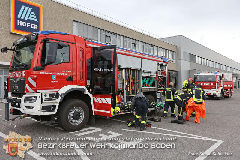 20250517_Schadstoffübung beim HOFER Zentrallager in Trumau  Foto: Stefan Schneider BFKDO BADEN