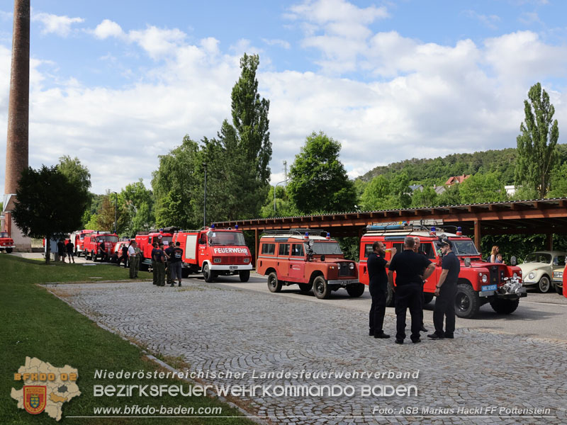 20250628_Feuerwehr-Oldtimerausfahrt vom Verein "Feuerwehrhistoriker in Niederösterreich"  Fahrt von Pottenstein nach Möllersdorf  Foto: ASB ÖA Markus Hackl FF Pottenstein