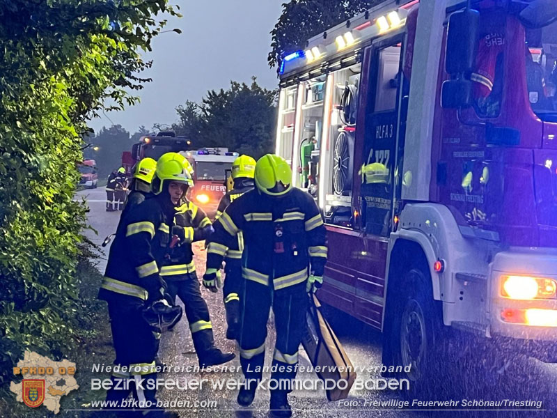 20250926_Bezirksübergreifende Übung "Menschenrettung" in Sollenau Foto: Markus Vogt FF Schönau a.d.Triesting 20250926_Bezirksübergreifende Übung "Menschenrettung" in Sollenau Foto: Markus Vogt FF Schönau a.d.Triesting