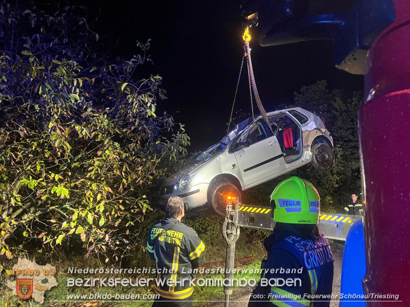 20250926_Bezirksübergreifende Übung "Menschenrettung" in Sollenau Foto: Markus Vogt FF Schönau a.d.Triesting 20250926_Bezirksübergreifende Übung "Menschenrettung" in Sollenau Foto: Markus Vogt FF Schönau a.d.Triesting