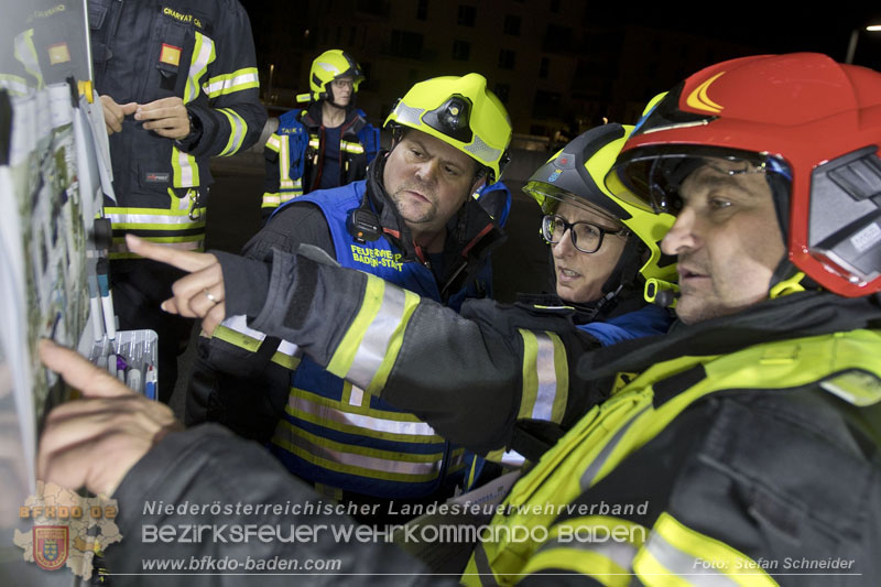 20251105_Einsatzkräfte trainierten den Ernstfall - Erfolgreiche Feuerwehrübung am Klinikstandort Baden Foto: Stefan Schneider 20251105_Einsatzkräfte trainierten den Ernstfall - Erfolgreiche Feuerwehrübung am Klinikstandort Baden Foto: Stefan Schneider