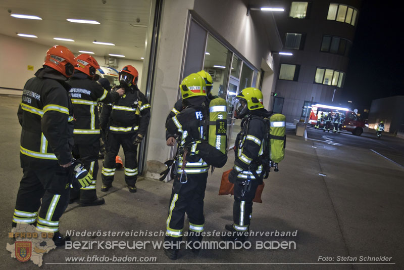 20251105_Einsatzkräfte trainierten den Ernstfall - Erfolgreiche Feuerwehrübung am Klinikstandort Baden Foto: Stefan Schneider 20251105_Einsatzkräfte trainierten den Ernstfall - Erfolgreiche Feuerwehrübung am Klinikstandort Baden Foto: Stefan Schneider