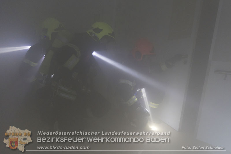 20251105_Einsatzkräfte trainierten den Ernstfall - Erfolgreiche Feuerwehrübung am Klinikstandort Baden Foto: Stefan Schneider 20251105_Einsatzkräfte trainierten den Ernstfall - Erfolgreiche Feuerwehrübung am Klinikstandort Baden Foto: Stefan Schneider