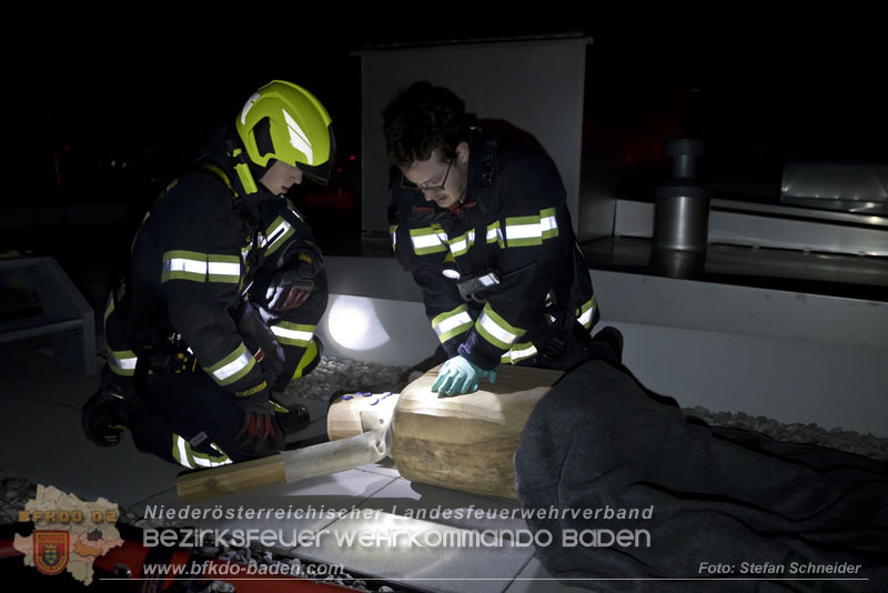 20251105_Einsatzkräfte trainierten den Ernstfall - Erfolgreiche Feuerwehrübung am Klinikstandort Baden Foto: Stefan Schneider 20251105_Einsatzkräfte trainierten den Ernstfall - Erfolgreiche Feuerwehrübung am Klinikstandort Baden Foto: Stefan Schneider