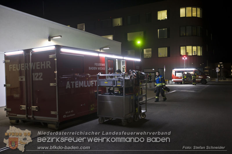 20251105_Einsatzkräfte trainierten den Ernstfall - Erfolgreiche Feuerwehrübung am Klinikstandort Baden Foto: Stefan Schneider 20251105_Einsatzkräfte trainierten den Ernstfall - Erfolgreiche Feuerwehrübung am Klinikstandort Baden Foto: Stefan Schneider