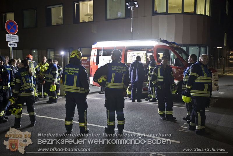 20251105_Einsatzkräfte trainierten den Ernstfall - Erfolgreiche Feuerwehrübung am Klinikstandort Baden Foto: Stefan Schneider 20251105_Einsatzkräfte trainierten den Ernstfall - Erfolgreiche Feuerwehrübung am Klinikstandort Baden Foto: Stefan Schneider