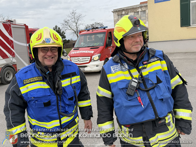 20251122_1. ZUG der 2. KHD Bereitschaft uebt am Gelaende des Tritolwerk  Foto: S5 Stefan Schneider BFKDO BADEN
