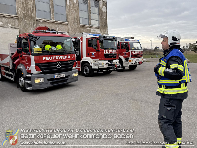 20251122_1. ZUG der 2. KHD Bereitschaft uebt am Gelaende des Tritolwerk  Foto: S5 Stefan Schneider BFKDO BADEN