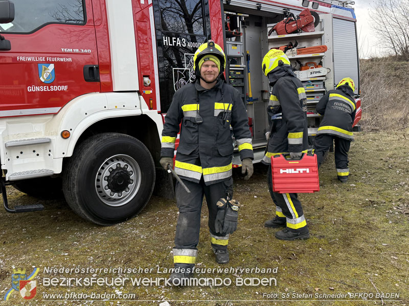 20251122_1. ZUG der 2. KHD Bereitschaft uebt am Gelaende des Tritolwerk Foto: S5 Stefan Schneider BFKDO BADEN