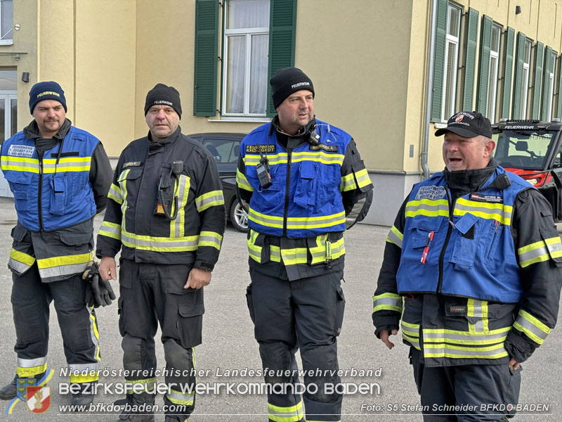 20251122_1. ZUG der 2. KHD Bereitschaft uebt am Gelaende des Tritolwerk Foto: S5 Stefan Schneider BFKDO BADEN