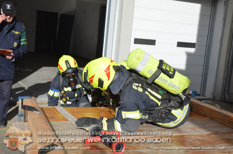 20250215_Bestandene Ausbildungsprüfung Atemschutz Foto: Freiwillige Feuerwehr Baden-Stadt 20250215_Bestandene Ausbildungsprüfung Atemschutz Foto: Freiwillige Feuerwehr Baden-Stadt