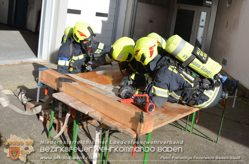 20250215_Bestandene Ausbildungsprüfung Atemschutz Foto: Freiwillige Feuerwehr Baden-Stadt 20250215_Bestandene Ausbildungsprüfung Atemschutz Foto: Freiwillige Feuerwehr Baden-Stadt
