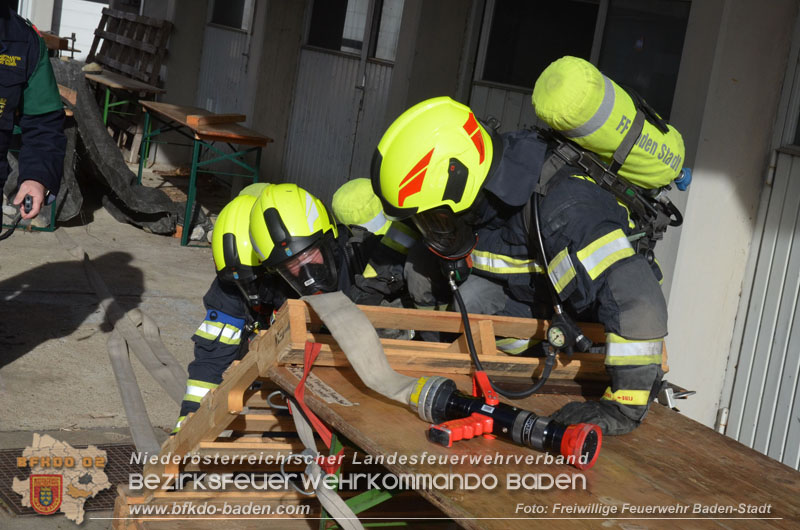 20250215_Bestandene Ausbildungsprüfung Atemschutz Foto: Freiwillige Feuerwehr Baden-Stadt 20250215_Bestandene Ausbildungsprüfung Atemschutz Foto: Freiwillige Feuerwehr Baden-Stadt