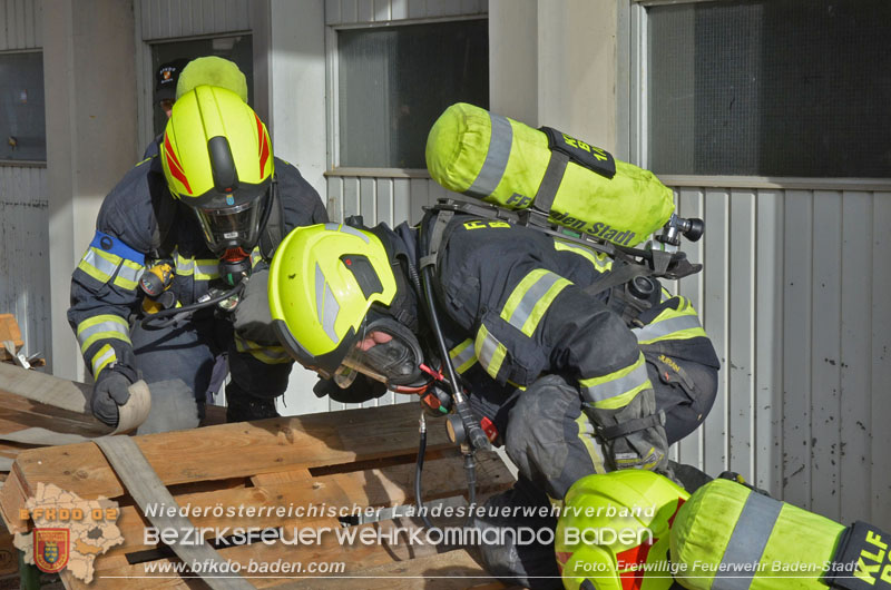20250215_Bestandene Ausbildungsprüfung Atemschutz Foto: Freiwillige Feuerwehr Baden-Stadt 20250215_Bestandene Ausbildungsprüfung Atemschutz Foto: Freiwillige Feuerwehr Baden-Stadt